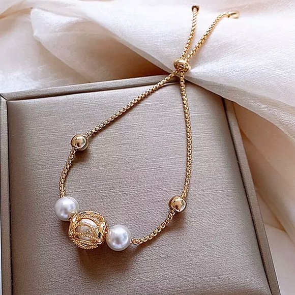 Jewelry - Elegant Faux Pearl Adjustable Bracelet Accessory Jewelry